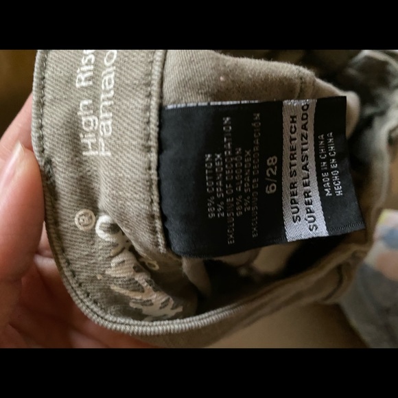 Bundle of denim shorts - Picture 9 of 15